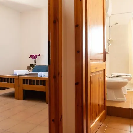 L'aragosta Hotel 3*