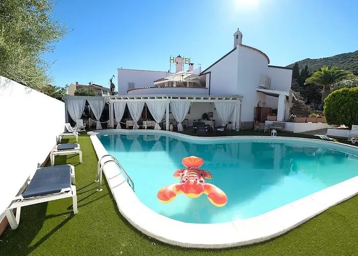 L'aragosta Hotel 3*