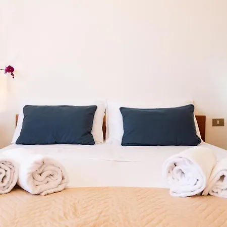 L'aragosta Otel La Caletta