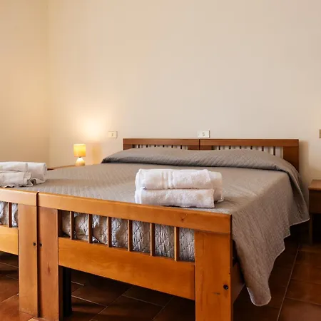 L'aragosta Otel La Caletta