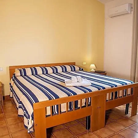 L'aragosta Hotel La Caletta