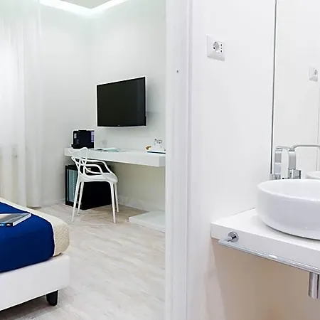 Hotel L'aragosta 3*